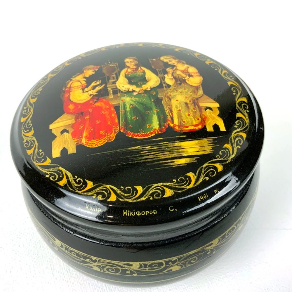 Vintage Russian Hand Painted Lacquer Round Box 3 Sisters Folk Art - Picture 15 of 16